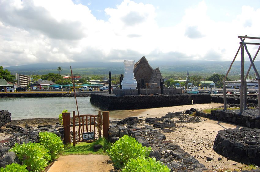 Kamakahonu National Historic Landmark