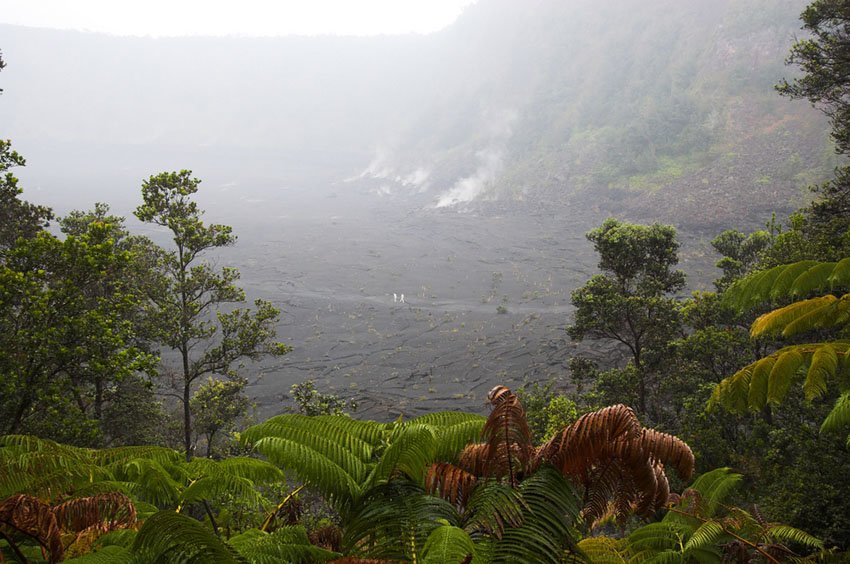 Hiking through Kilauea Crater