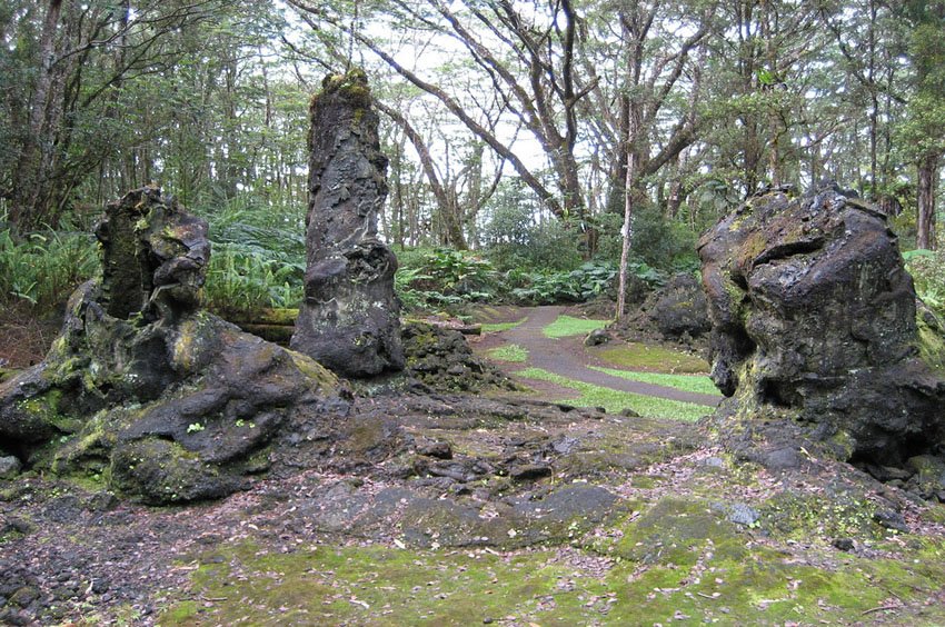 Lava Tree State Park