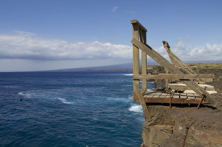 Canoe hoist at South Point