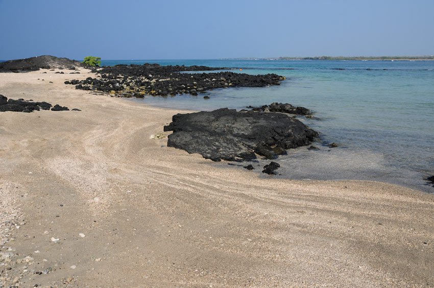 White and black sands