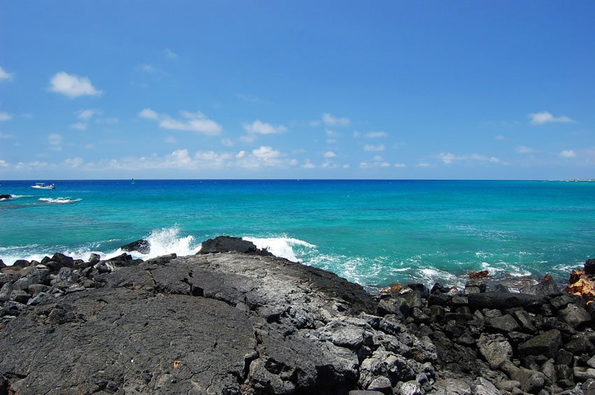 Scenic Kona shoreline