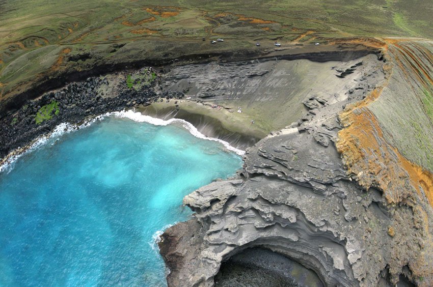 Aerial view of Papakolea Beach