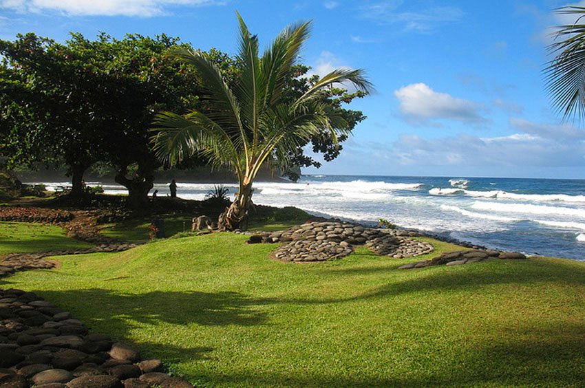 Honoli'i Beach Park