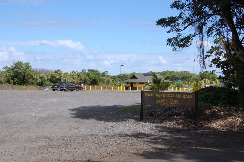 Isaac Hale Beach Park sign