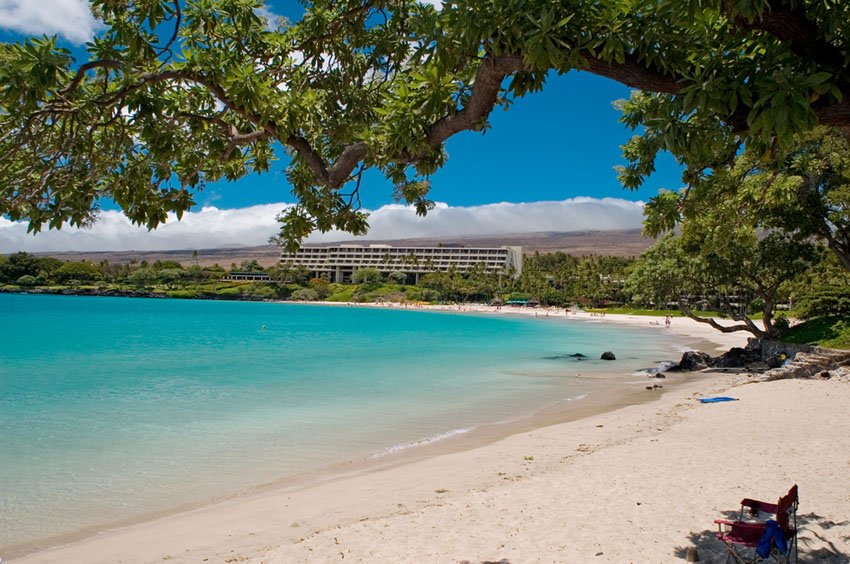 Kauna'oa Bay (Mauna Kea Beach)