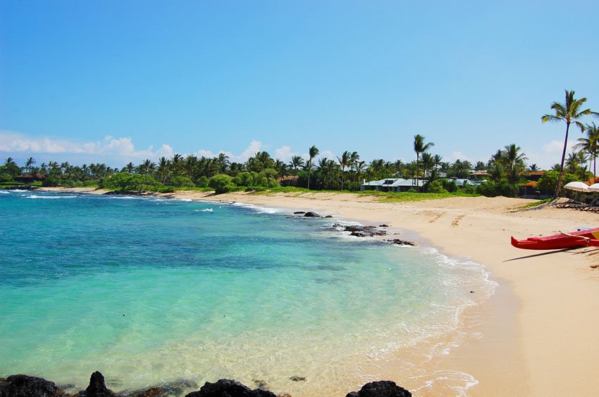 Kuki'o Bay