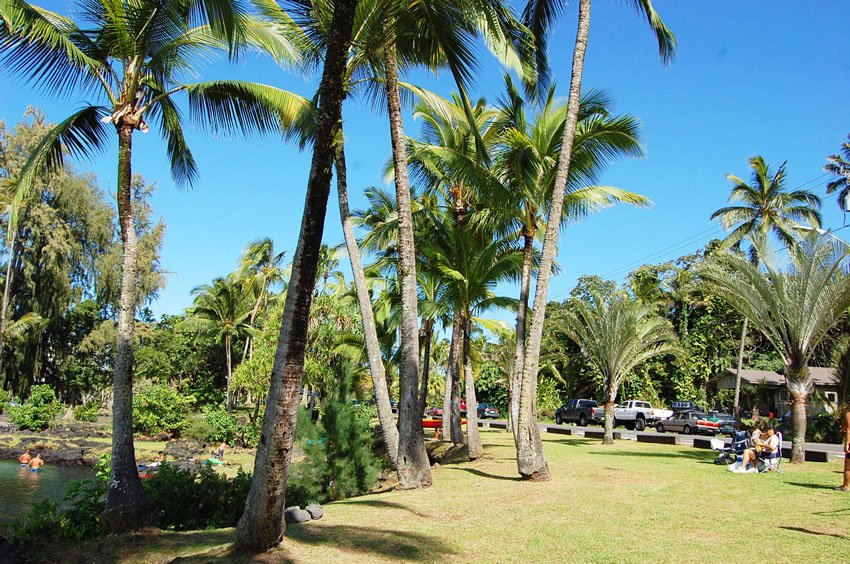 Narrow beach park