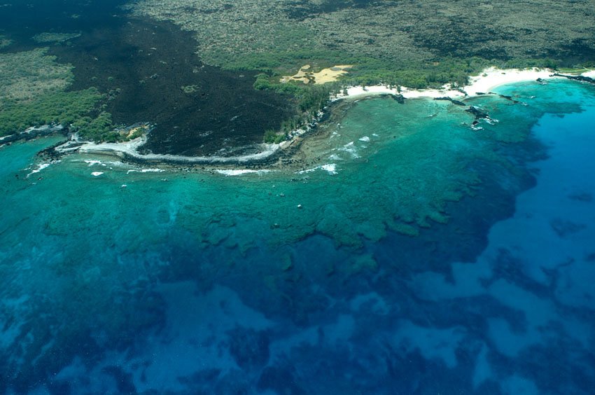 Makalawena Beach