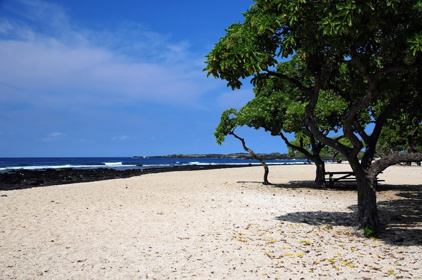 Old Kona Airport Beach