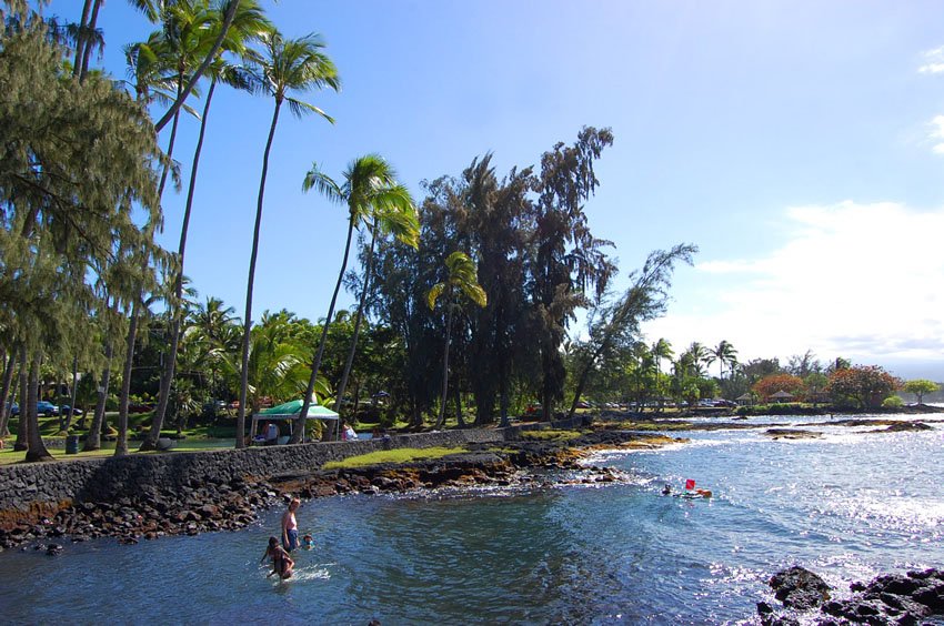 Overlooking Leleiwi Beach Park