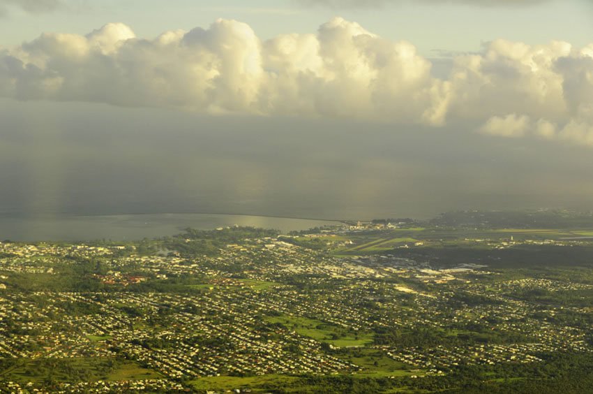 Rain cloud over Hilo