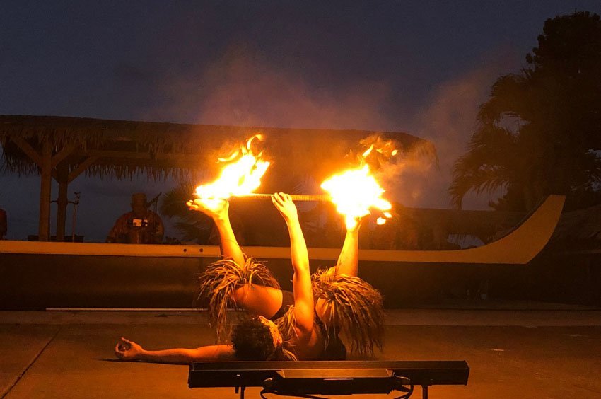 Samoan fire-knife dance