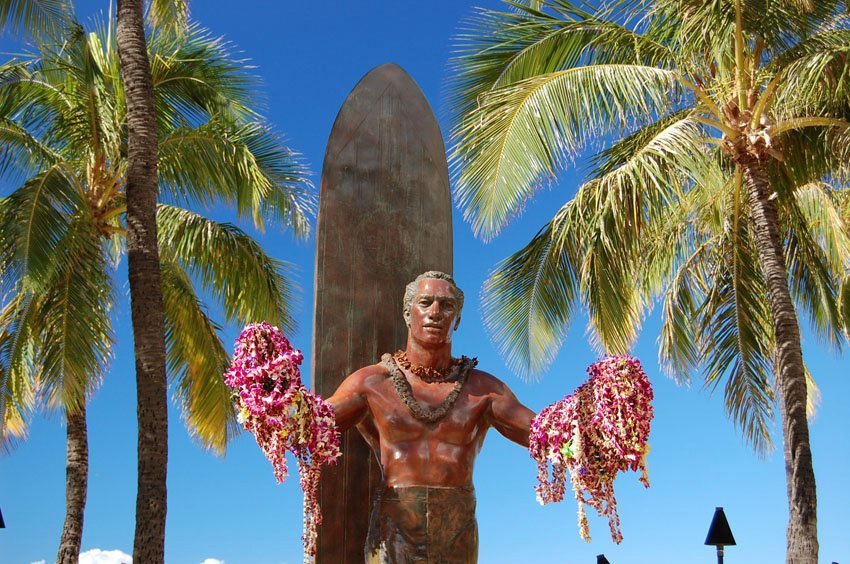 Duke Kahanamoku Statue