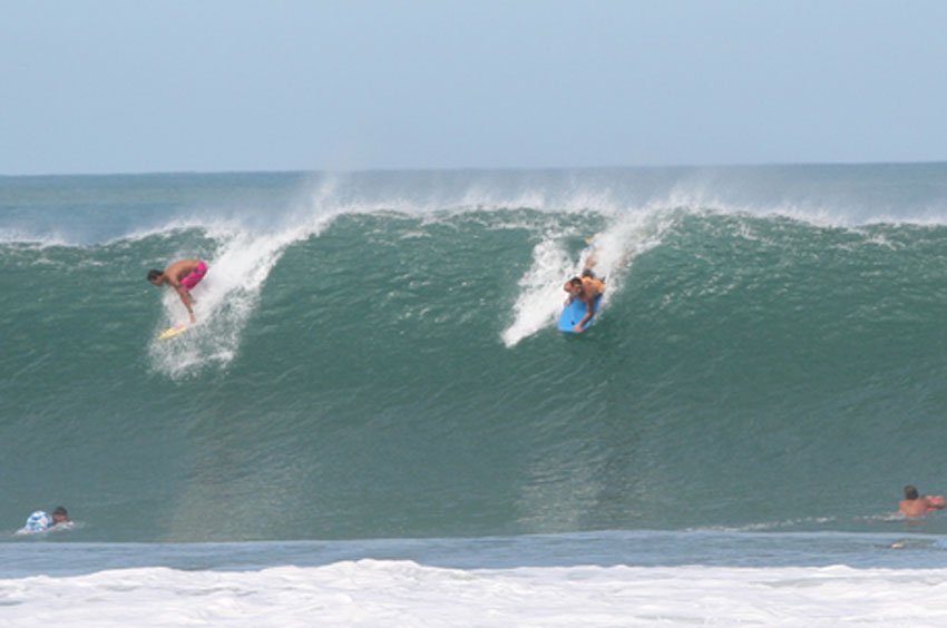 Hawaii Surfing