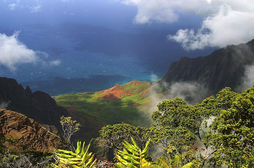 Na Pali Coast lookout