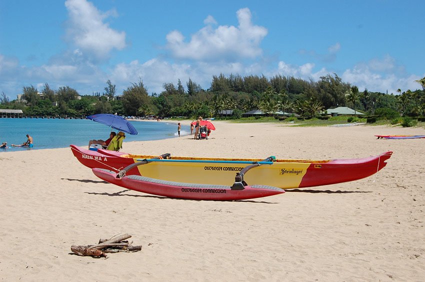 Beach canoe