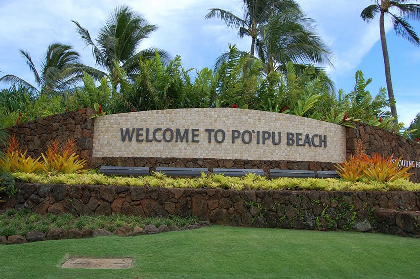 Welcome sign in Po'ipu