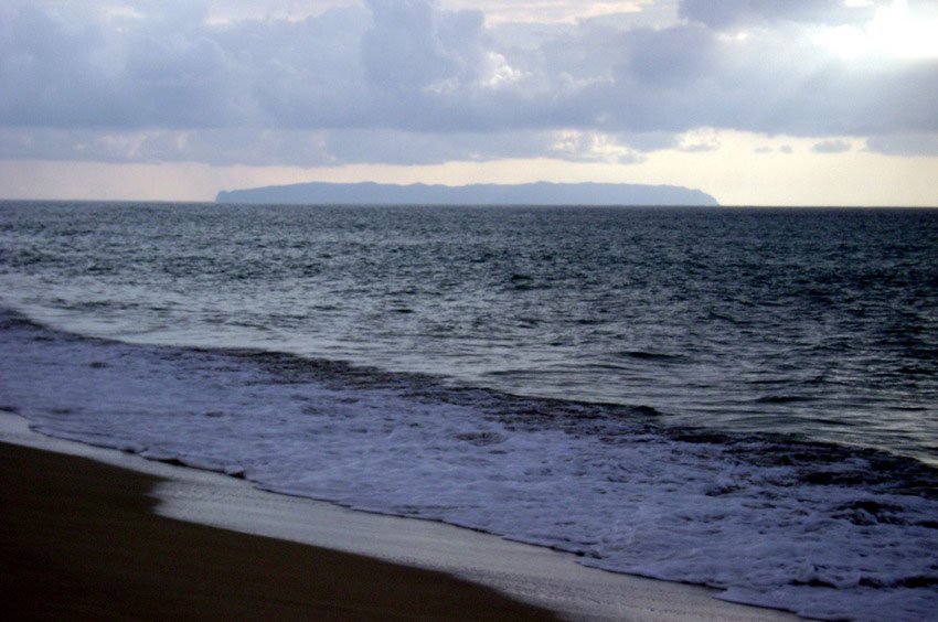 Looking towards Ni'ihau Island