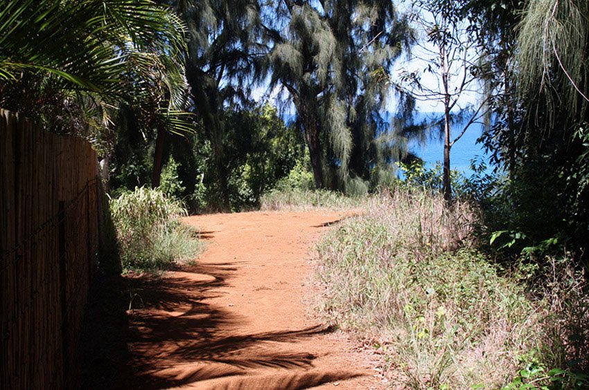 Trailhead to Secret Beach