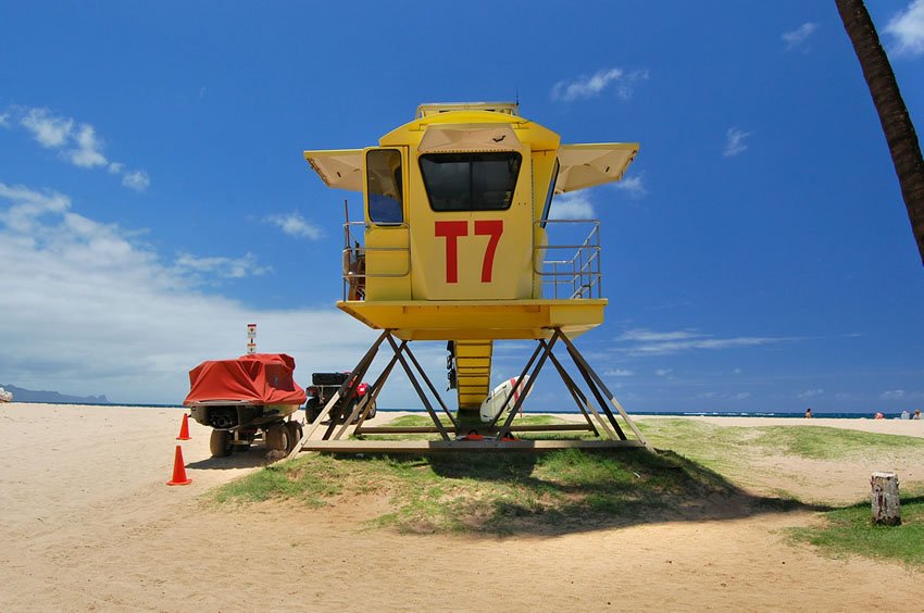 Lifeguard tower