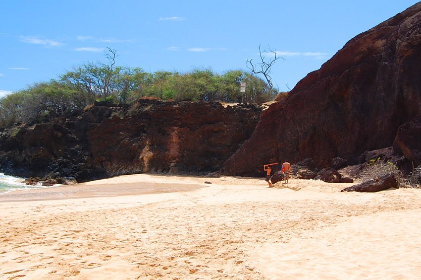 Volcanic sea cliffs