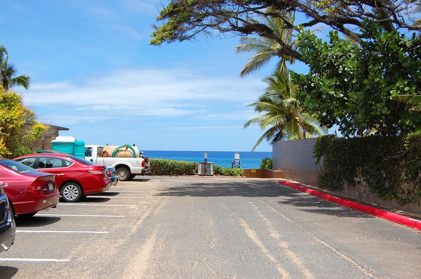 Parking lot at the southern end