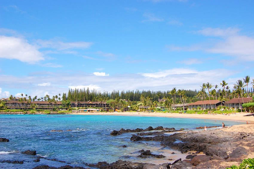 Napili Bay oceanfront hotels