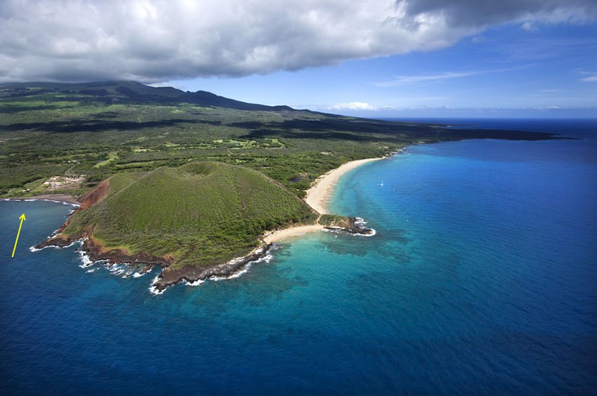 Area surrounding One'uli Beach