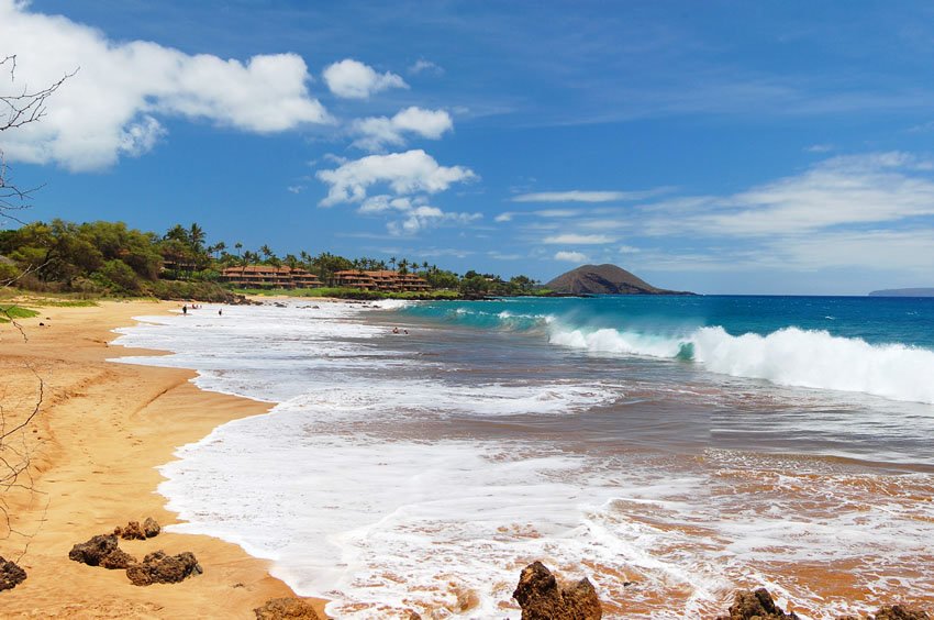 Southern end of Po'olenalena Beach