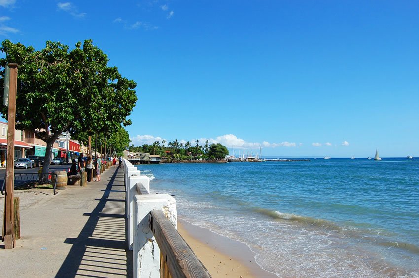 Front St. in Lahaina