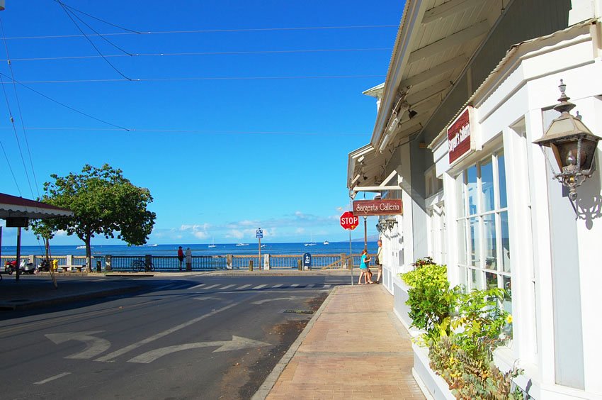 Lahaina street