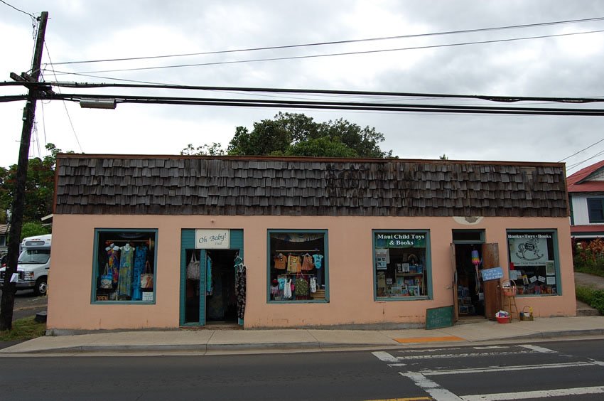 Makawao shops