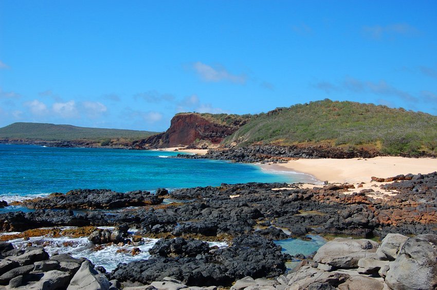 Pohakumauliuli Beach