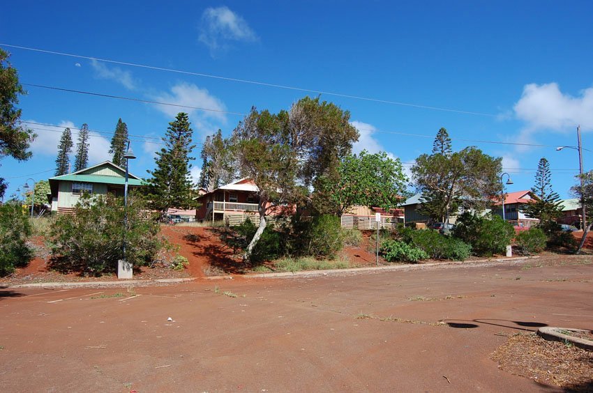 Homes in Maunaloa