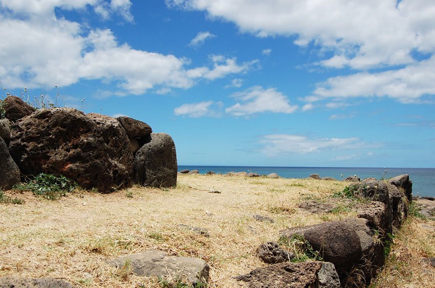 Pokai Bay heiau