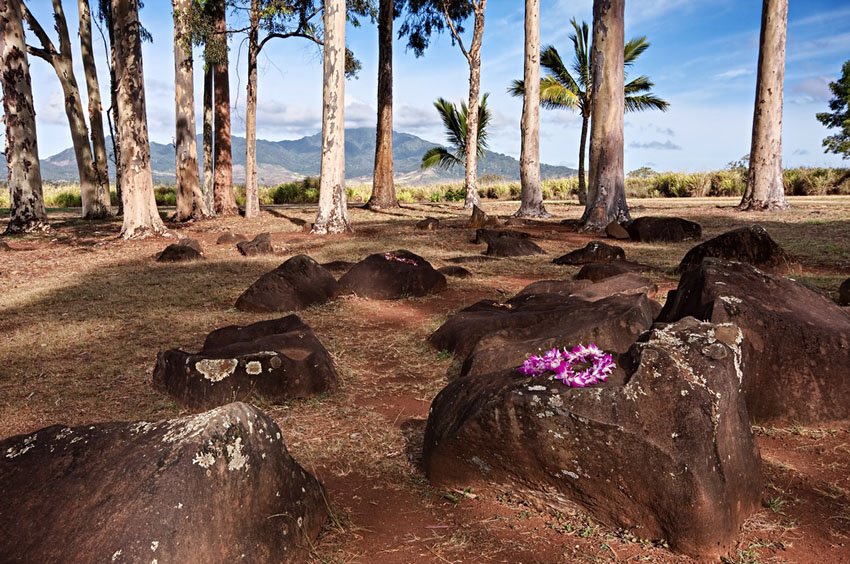 Kukaniloko Birthing Stones