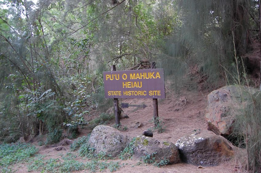 Puu o Mahuka Heiau State Historic Site