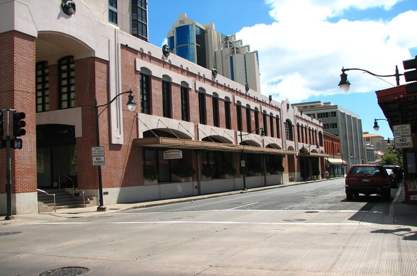 A street in Chinatown