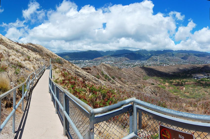 Scenic Diamond Head hike