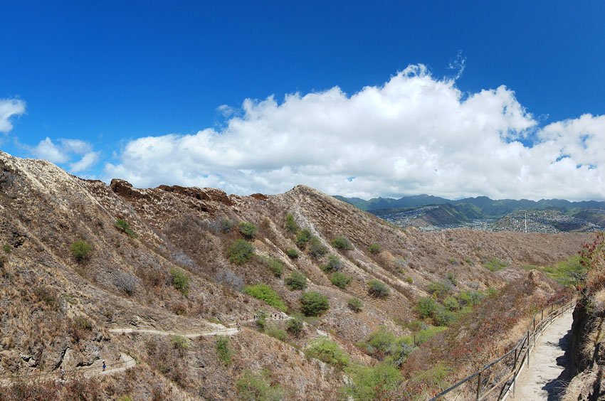 Beautiful views from Diamond Head trail