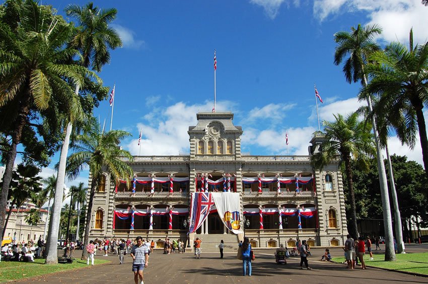 Festivities at the palace