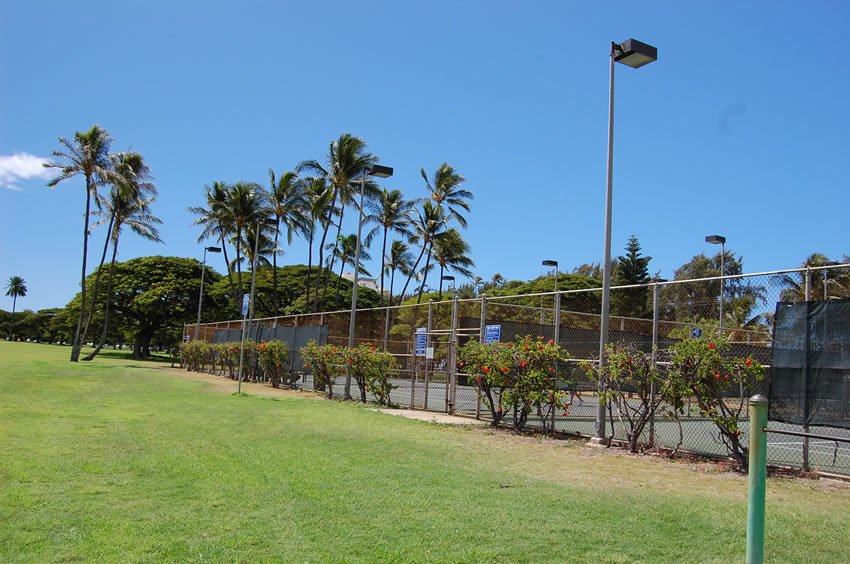 Tennis courts in Kapiolani Park