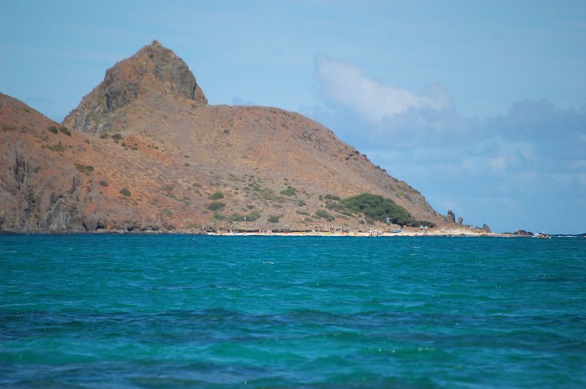 Small beach on Mokulua Nui