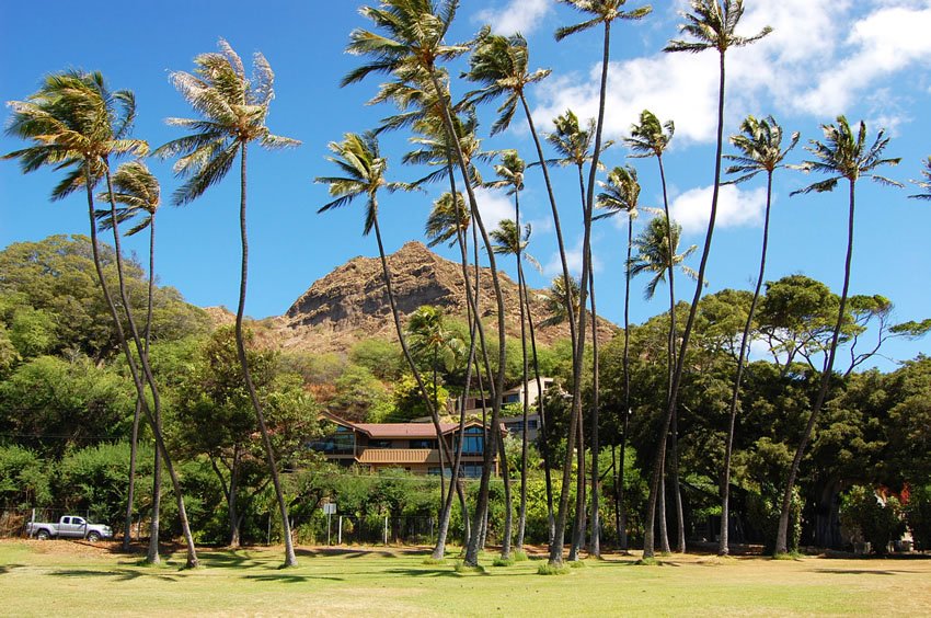 Leahi Beach Park