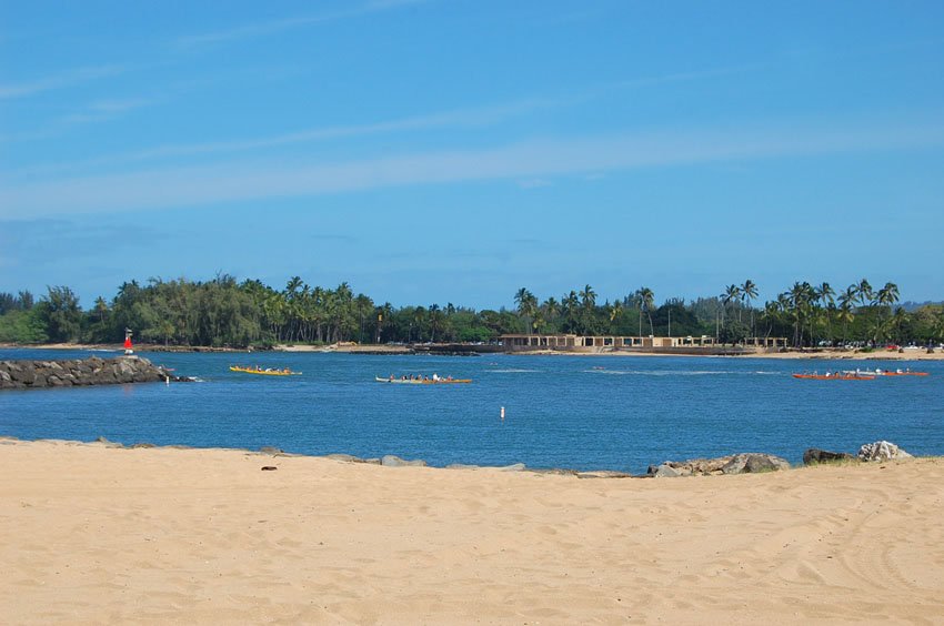 Kayaking on Hale'iwa Ali'i