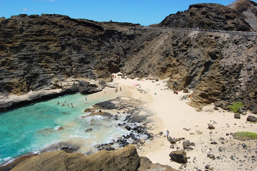 Romantic Oahu beach