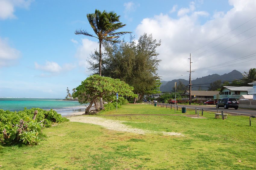 Roadside beach park