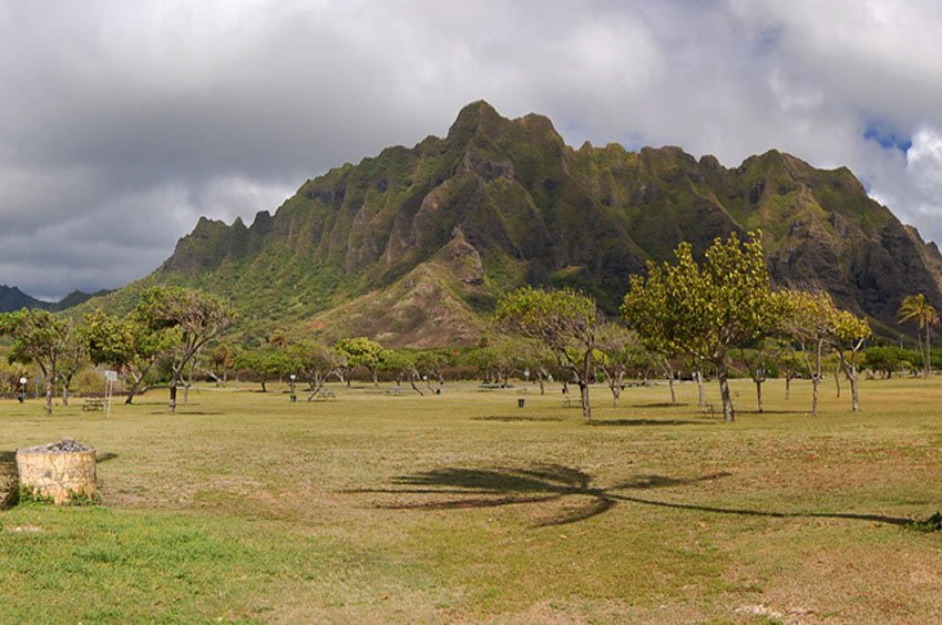 View to Ko'olau Mountains