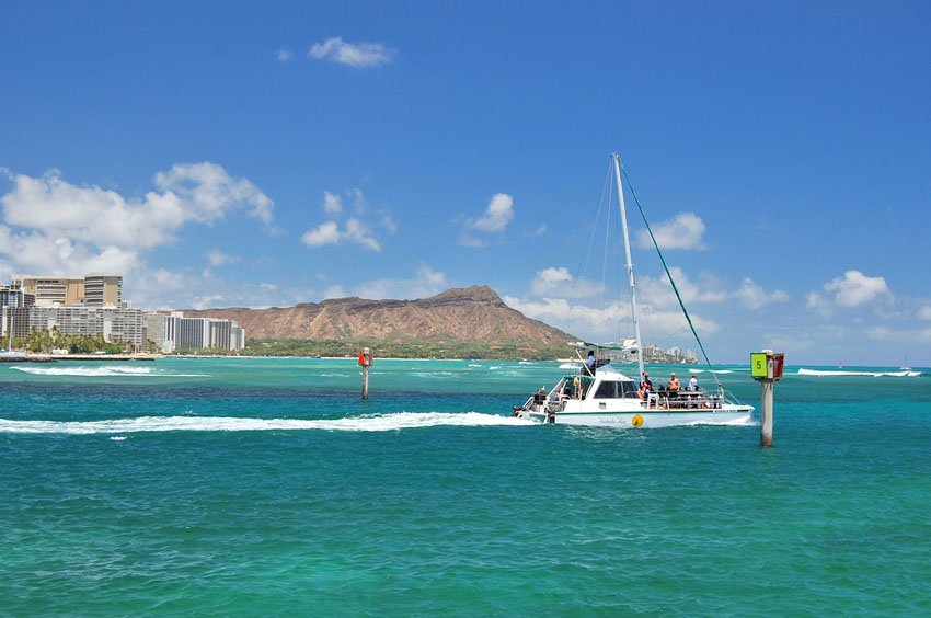 Oahu Sailing